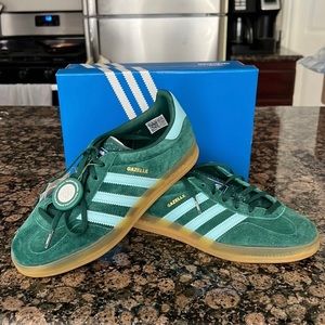 NWT Adidas Gazelle